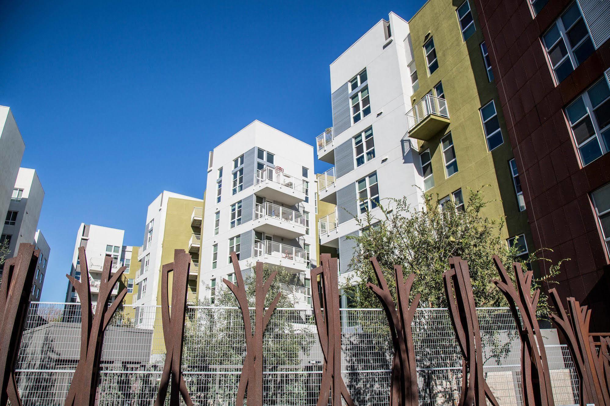 Stylish Apartments In San Diego East Village Exterior foto
